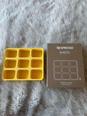 Nespresso Barista Silicone Ice Tray in Bright Yellow